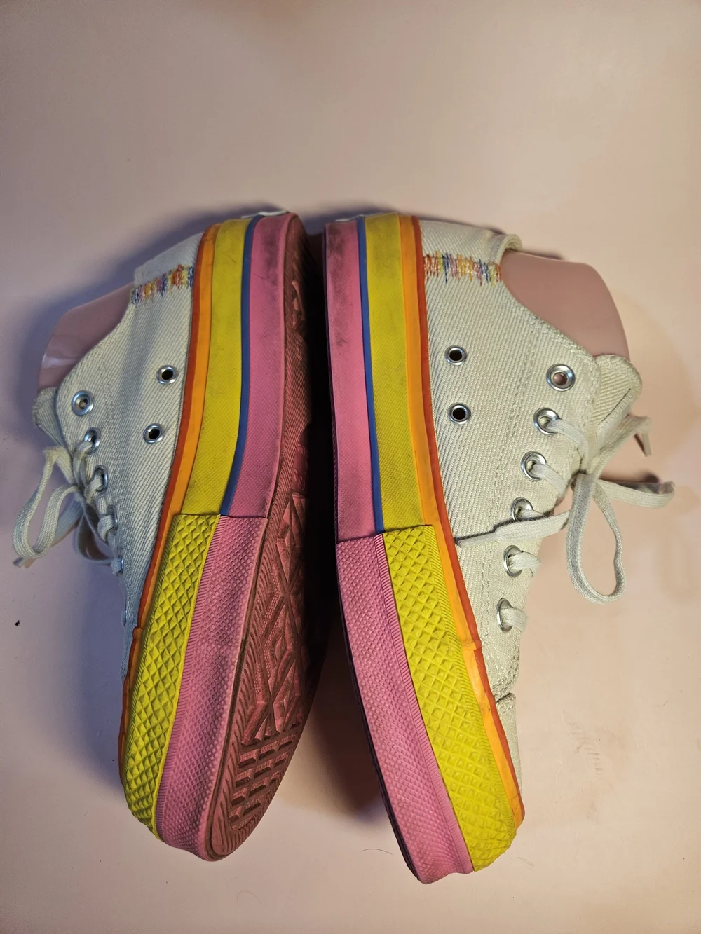 Converse cream colored